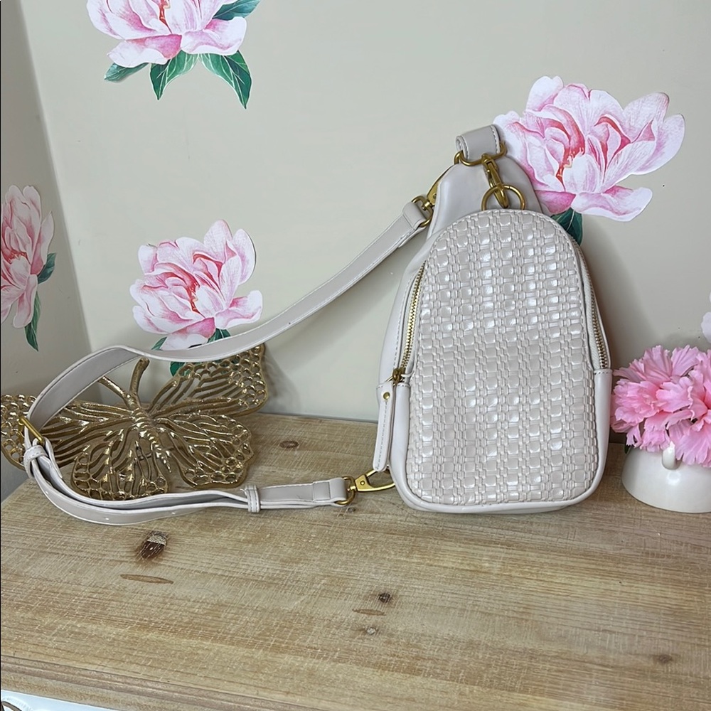 Antik Kraft Cream Textured Backpack